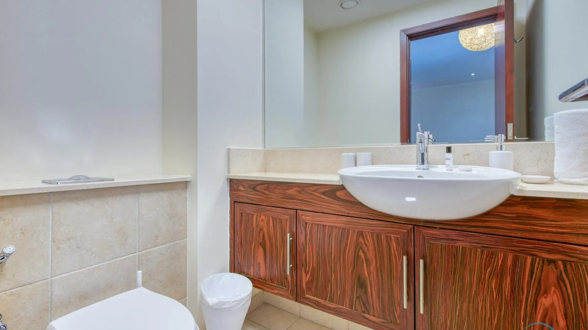 Burj Khalifa Lake Vicinity Perfect 1Br Escape, Residences 7, Downtown Dubai By Deluxe Holiday Homes