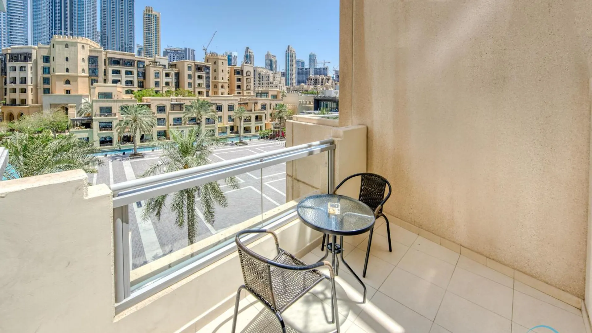 Burj Khalifa Lake Vicinity Perfect 1Br Escape, Residences 7, Downtown Dubai By Deluxe Holiday Homes 0*,  아랍에미리트